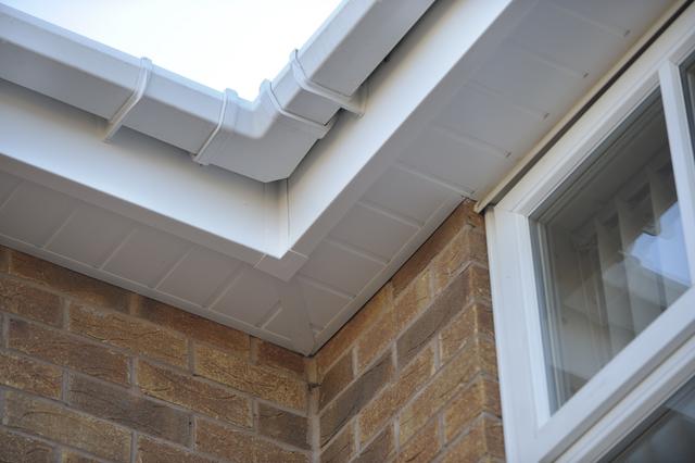 Freefoam Roofline White Hollow Soffit (Econ) (300 x 10mm 5m)