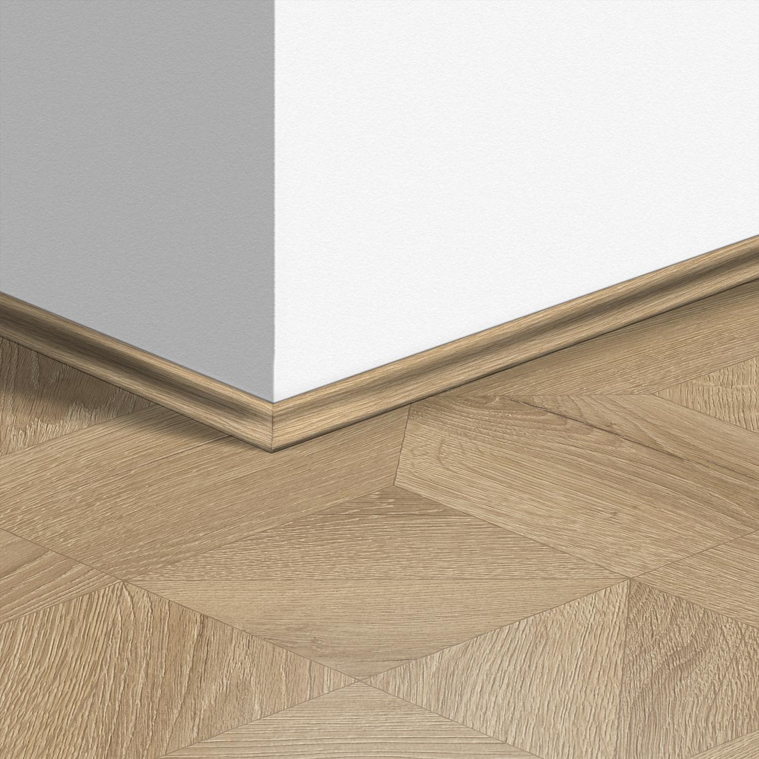 17mm 2400mm Quickstep Royal Oak Natural Laminate Scotia Image 5